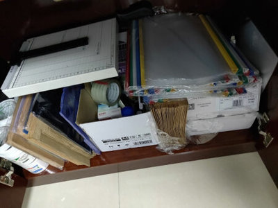 信尚文件夹/袋 办公与日用双重领域的销售策略探索